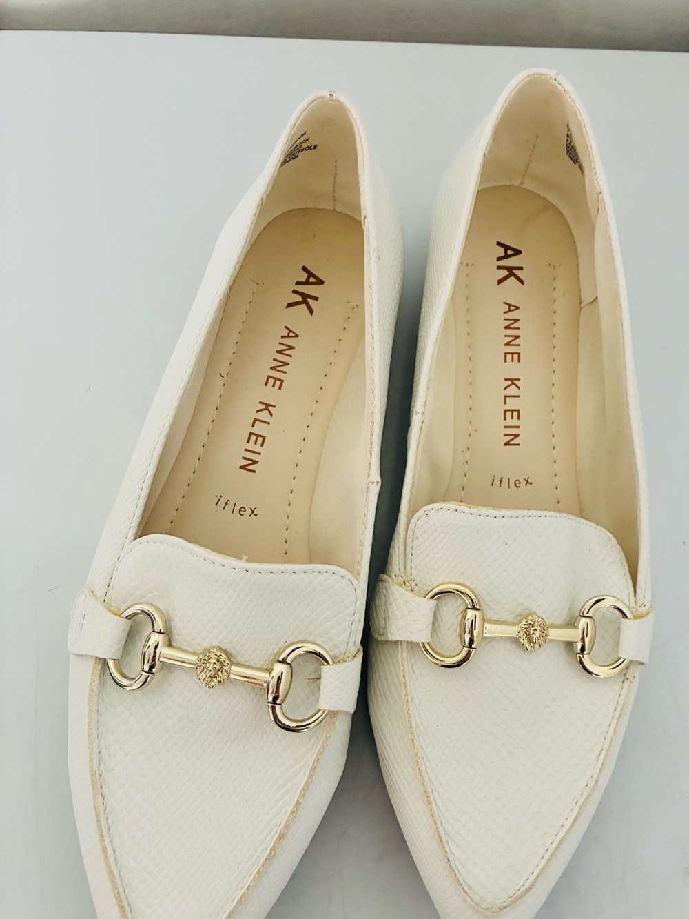 Anne Klein Cream Pointed-Toe Loafers with Gold Horsebit